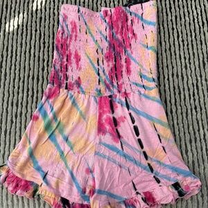 Flowers by Zoe halter neck tie dye shorts romper-pink multi. Sz medium-NWT